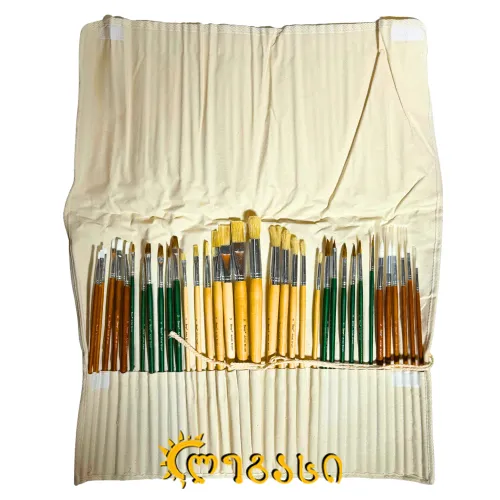 სამხატვრო ქამარი ფუნჯებით