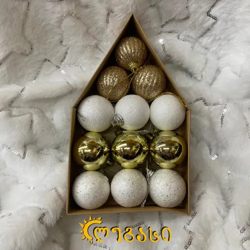 საახალწლო ნაძვის ხის მოსართავი