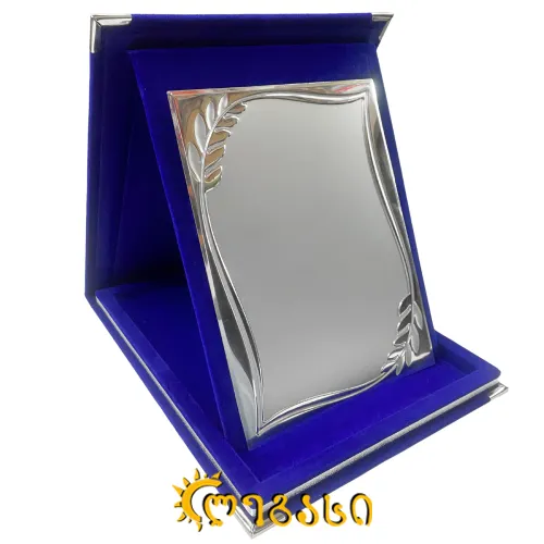 საპატიო ჯილდოს დაფა. ჩარჩო (ჯილდო, პრიზი)