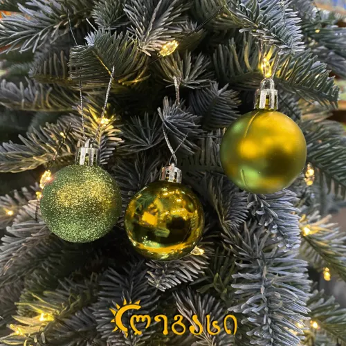 ნაძვის ხის სათამაშო 12ც.